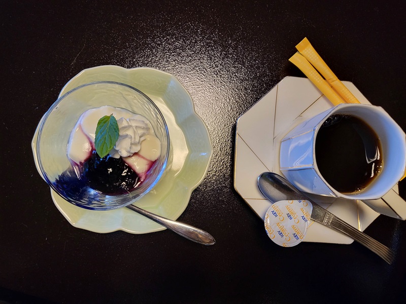 Le café / EN: Coffee time