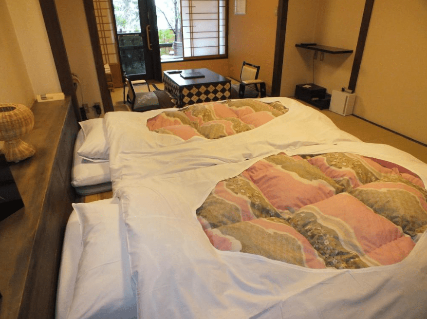 Des futons / EN: futons